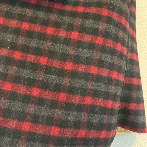 RUYI Fly Away Chambray Plaid Print Vest Faux Fur (O/S) - Picture 5 of 14